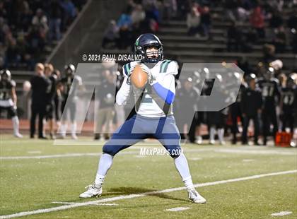 Thumbnail 1 in Arapahoe vs. ThunderRidge (CHSAA 5A 2nd Round) photogallery.