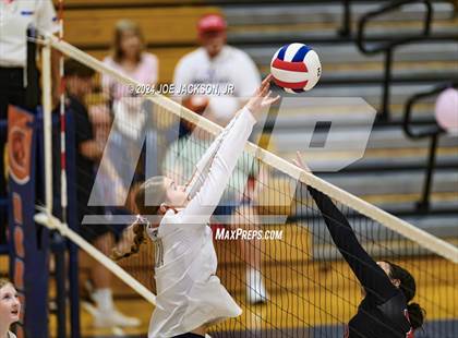 Thumbnail 2 in Empire @ Cienega photogallery.