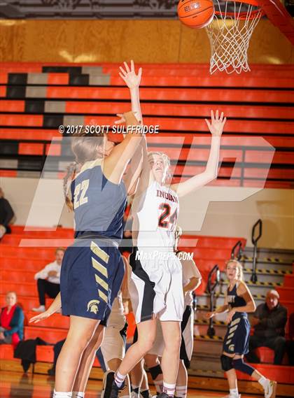Thumbnail 2 in Marist @ Roseburg photogallery.