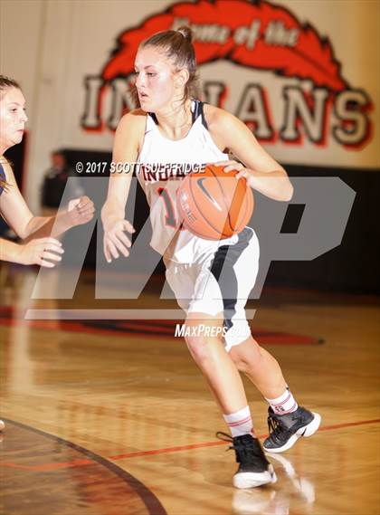 Thumbnail 3 in Marist @ Roseburg photogallery.