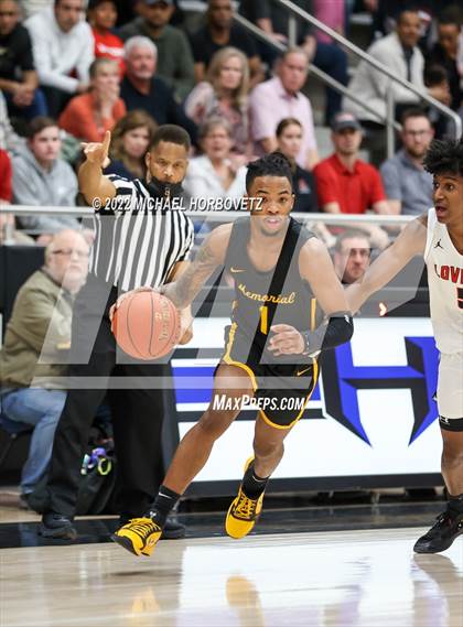 Thumbnail 1 in Memorial vs. Lovejoy (UIL 5A Regional Quarterfinals) photogallery.