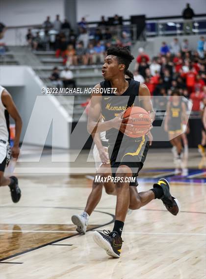Thumbnail 3 in Memorial vs. Lovejoy (UIL 5A Regional Quarterfinals) photogallery.
