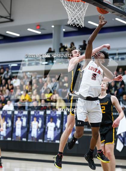 Thumbnail 1 in Memorial vs. Lovejoy (UIL 5A Regional Quarterfinals) photogallery.