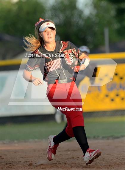 Thumbnail 3 in Assumption @ Morgan City (LHSAA 4A Regional Playoff) photogallery.