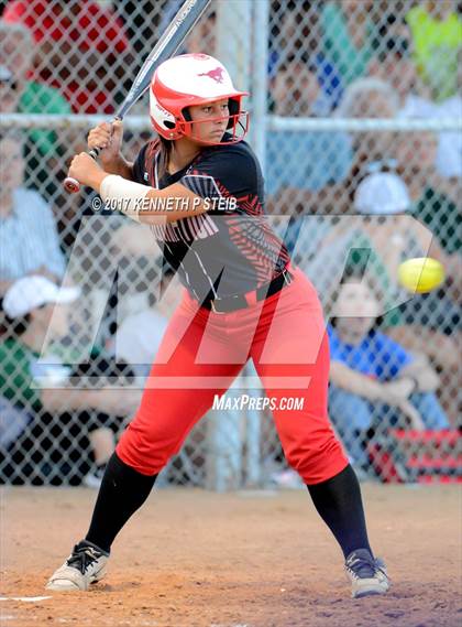 Thumbnail 3 in Assumption @ Morgan City (LHSAA 4A Regional Playoff) photogallery.