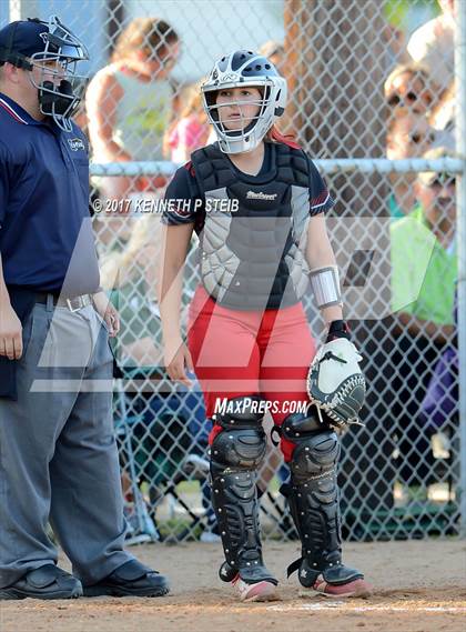 Thumbnail 3 in Assumption @ Morgan City (LHSAA 4A Regional Playoff) photogallery.