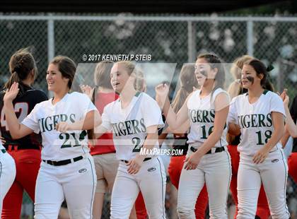 Thumbnail 2 in Assumption @ Morgan City (LHSAA 4A Regional Playoff) photogallery.