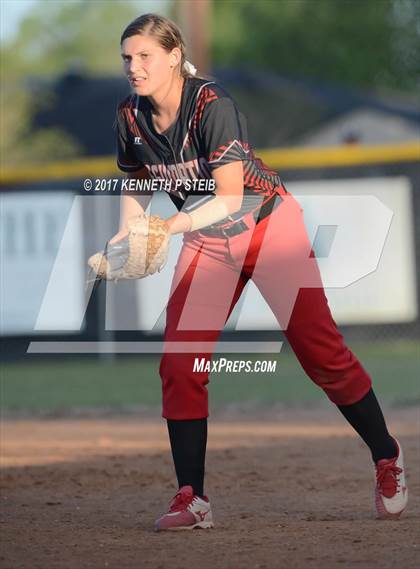 Thumbnail 1 in Assumption @ Morgan City (LHSAA 4A Regional Playoff) photogallery.