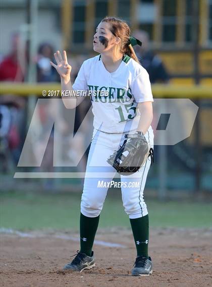 Thumbnail 3 in Assumption @ Morgan City (LHSAA 4A Regional Playoff) photogallery.