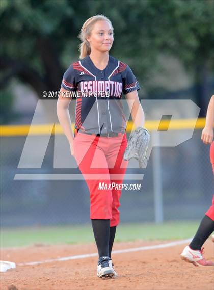 Thumbnail 2 in Assumption @ Morgan City (LHSAA 4A Regional Playoff) photogallery.