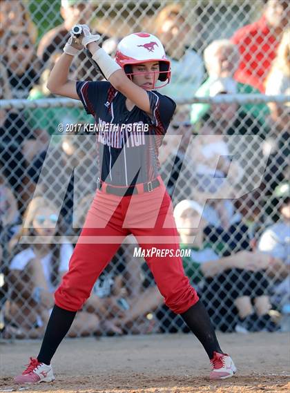Thumbnail 1 in Assumption @ Morgan City (LHSAA 4A Regional Playoff) photogallery.