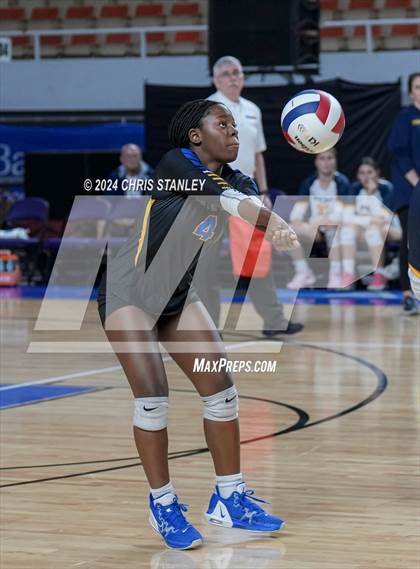 Thumbnail 1 in Phoenix Country Day vs. Scottsdale Christian Academy (AIA-2A Final) photogallery.