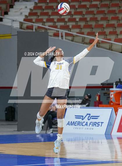 Thumbnail 3 in Phoenix Country Day vs. Scottsdale Christian Academy (AIA-2A Final) photogallery.