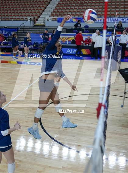 Thumbnail 1 in Phoenix Country Day vs. Scottsdale Christian Academy (AIA-2A Final) photogallery.