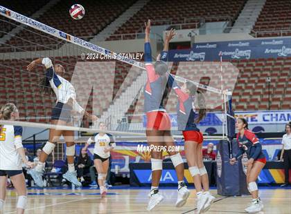Thumbnail 1 in Phoenix Country Day vs. Scottsdale Christian Academy (AIA-2A Final) photogallery.