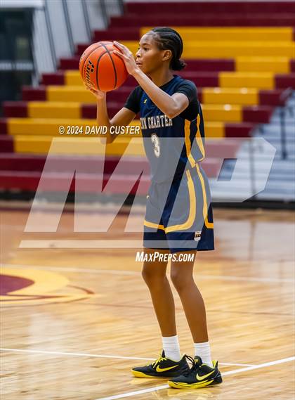 Thumbnail 1 in Woodgrove vs. William Penn Charter (Cassel's Holiday Classic) photogallery.