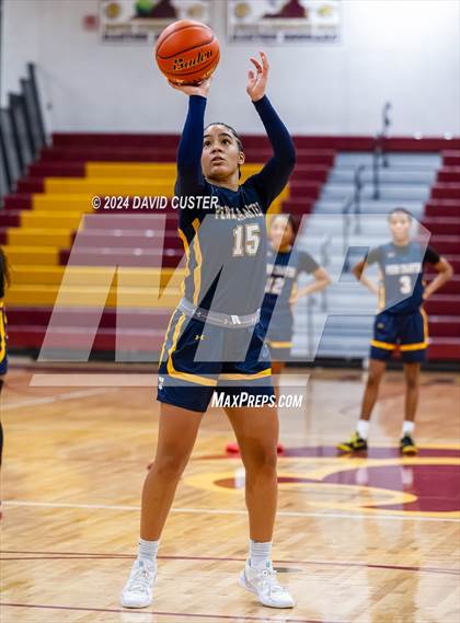 Thumbnail 3 in Woodgrove vs. William Penn Charter (Cassel's Holiday Classic) photogallery.