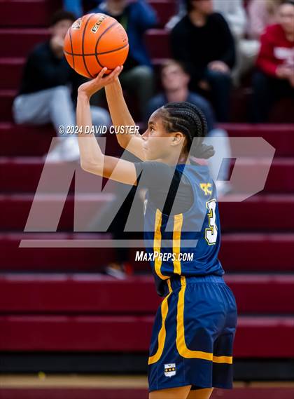 Thumbnail 2 in Woodgrove vs. William Penn Charter (Cassel's Holiday Classic) photogallery.