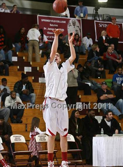 Thumbnail 1 in Jamesville-DeWitt vs. Webster Groves (Spalding Hoophall Classic) photogallery.