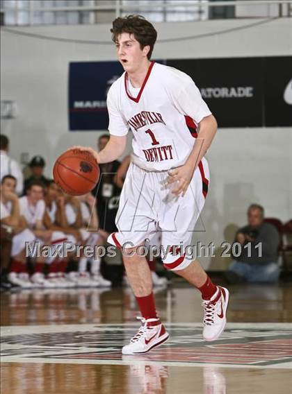 Thumbnail 3 in Jamesville-DeWitt vs. Webster Groves (Spalding Hoophall Classic) photogallery.