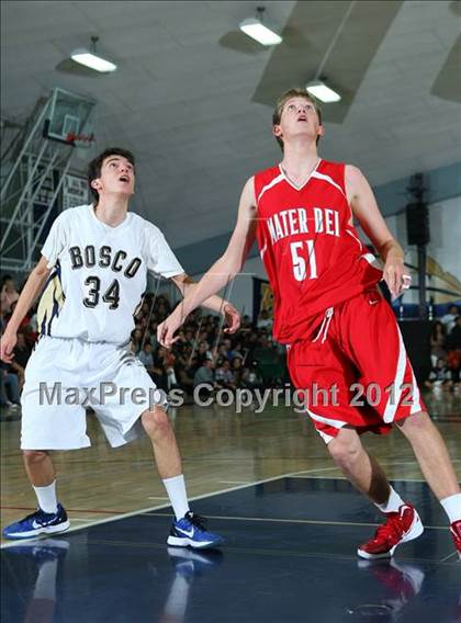 Thumbnail 1 in Mater Dei vs. St. John Bosco photogallery.