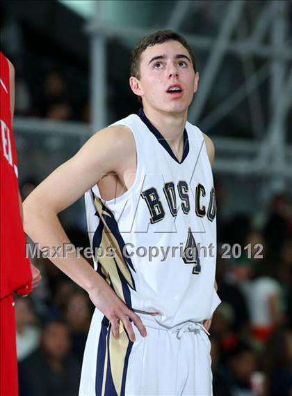 Thumbnail 3 in Mater Dei vs. St. John Bosco photogallery.
