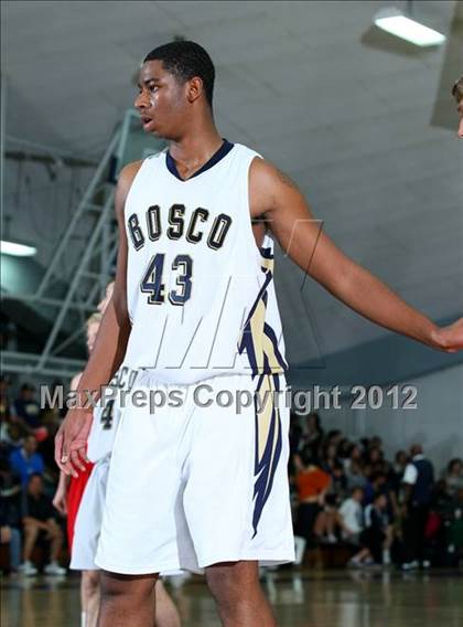 Thumbnail 3 in Mater Dei vs. St. John Bosco photogallery.