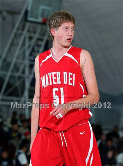 Thumbnail 1 in Mater Dei vs. St. John Bosco photogallery.