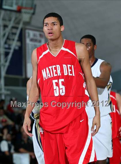 Thumbnail 2 in Mater Dei vs. St. John Bosco photogallery.