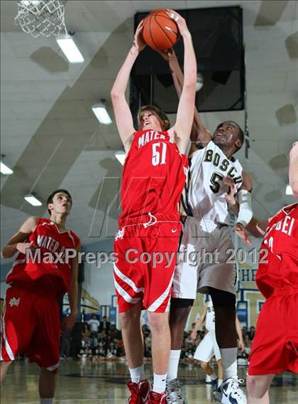 Thumbnail 2 in Mater Dei vs. St. John Bosco photogallery.