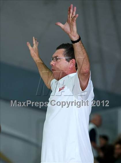 Thumbnail 3 in Mater Dei vs. St. John Bosco photogallery.