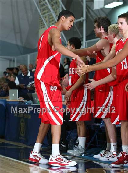 Thumbnail 1 in Mater Dei vs. St. John Bosco photogallery.
