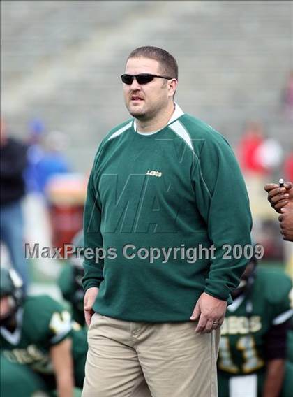 Thumbnail 2 in Midway vs. Longview (Texas 4A Region II Area Playoffs) photogallery.