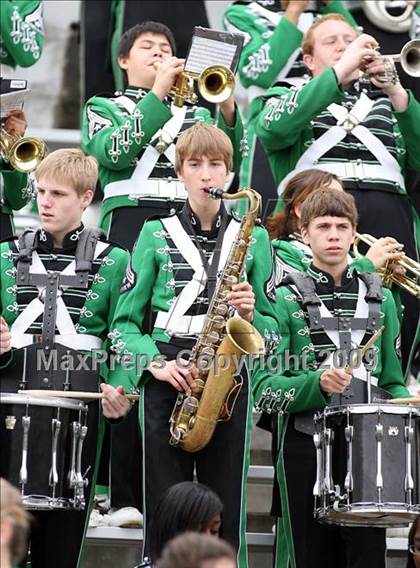 Thumbnail 2 in Midway vs. Longview (Texas 4A Region II Area Playoffs) photogallery.