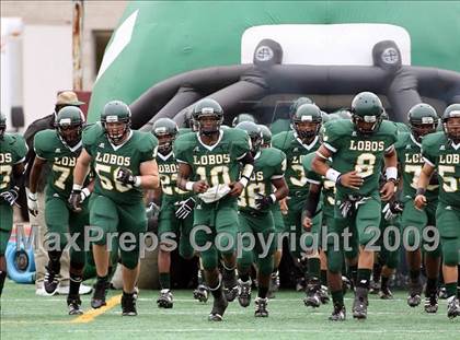 Thumbnail 2 in Midway vs. Longview (Texas 4A Region II Area Playoffs) photogallery.