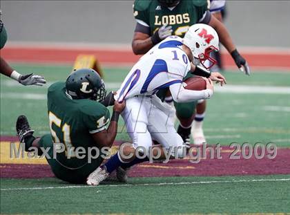 Thumbnail 2 in Midway vs. Longview (Texas 4A Region II Area Playoffs) photogallery.
