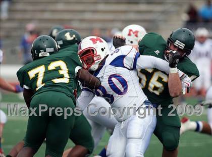 Thumbnail 1 in Midway vs. Longview (Texas 4A Region II Area Playoffs) photogallery.