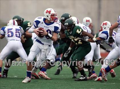 Thumbnail 1 in Midway vs. Longview (Texas 4A Region II Area Playoffs) photogallery.