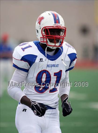 Thumbnail 2 in Midway vs. Longview (Texas 4A Region II Area Playoffs) photogallery.