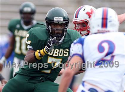 Thumbnail 1 in Midway vs. Longview (Texas 4A Region II Area Playoffs) photogallery.
