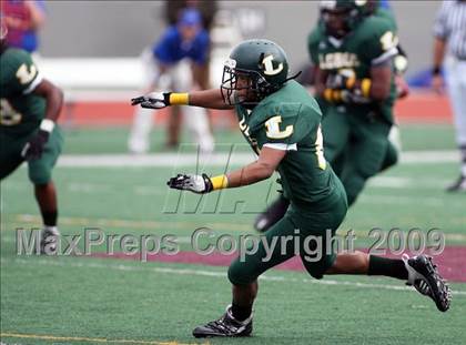 Thumbnail 1 in Midway vs. Longview (Texas 4A Region II Area Playoffs) photogallery.