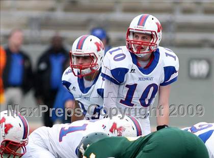 Thumbnail 3 in Midway vs. Longview (Texas 4A Region II Area Playoffs) photogallery.