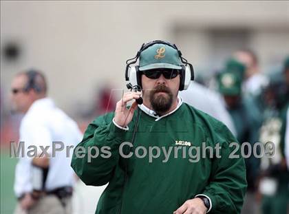 Thumbnail 3 in Midway vs. Longview (Texas 4A Region II Area Playoffs) photogallery.