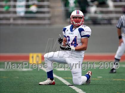 Thumbnail 1 in Midway vs. Longview (Texas 4A Region II Area Playoffs) photogallery.