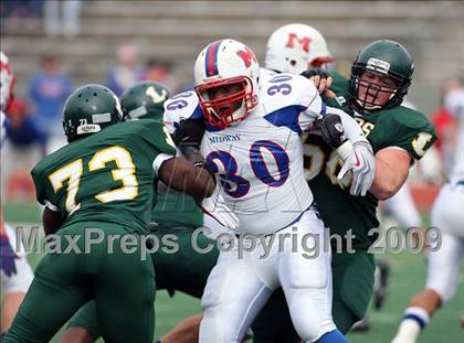 Thumbnail 3 in Midway vs. Longview (Texas 4A Region II Area Playoffs) photogallery.