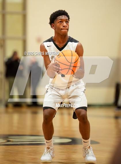 Thumbnail 3 in Chapin vs Lower Richland (Cayce Roundball Classic) photogallery.