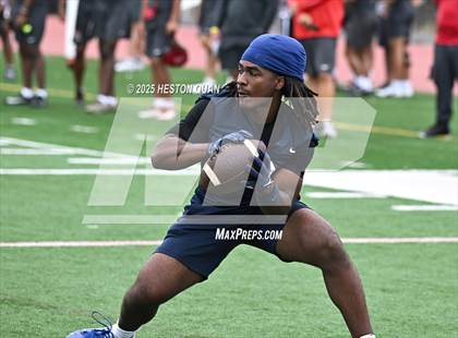 Thumbnail 2 in Mayfair vs. Long Beach Poly  (LB Poly Legends 7x7) photogallery.