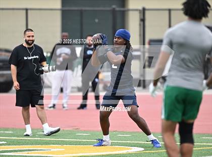 Thumbnail 2 in Mayfair vs. Long Beach Poly  (LB Poly Legends 7x7) photogallery.