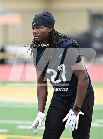 Thumbnail 3 in Mayfair vs. Long Beach Poly  (LB Poly Legends 7x7) photogallery.