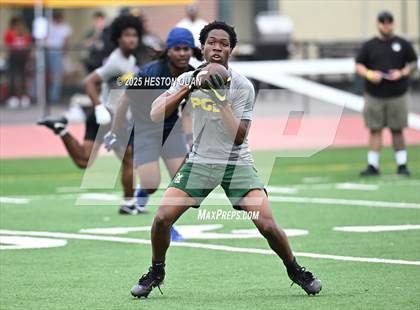 Thumbnail 2 in Mayfair vs. Long Beach Poly  (LB Poly Legends 7x7) photogallery.